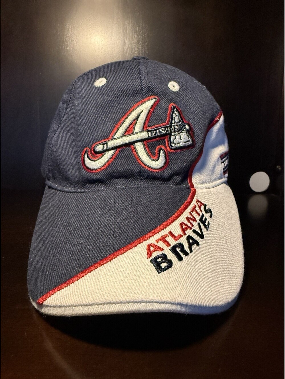 Atlanta Braves Baseball Hat Fan Favorite MLB Tomahawk Embroidered Strapback Cap